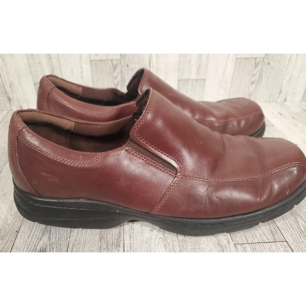 Dunham Mens Shoes Size 13 Brown Leather No Insoles Slip On DAA01BR